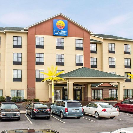 Comfort Inn & Suites Kent - University Area Exterior photo